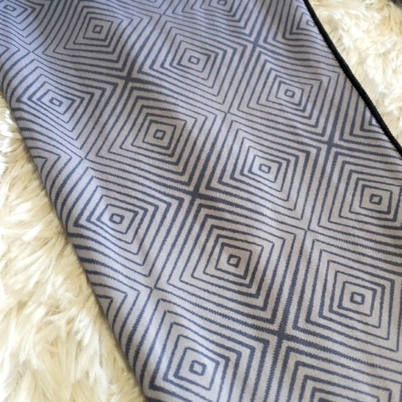 Ar 33 Yoga workout Leggings women's size small, blue and gray - Picture 3 of 7